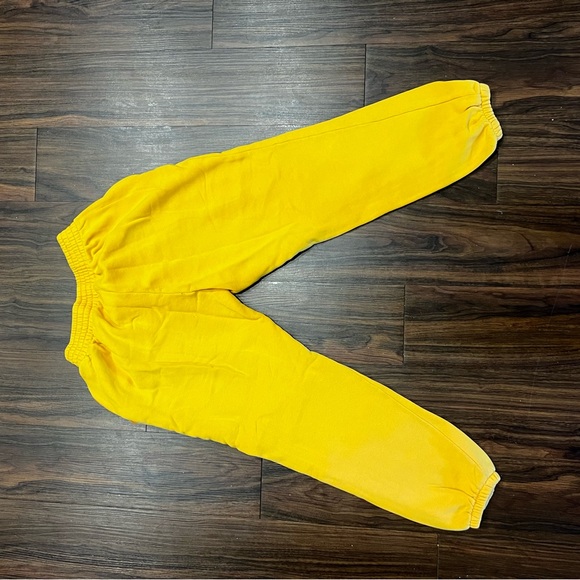 Von Dutch Yellow Joggers Relaxed Fit Sweatpants - Picture 5 of 6